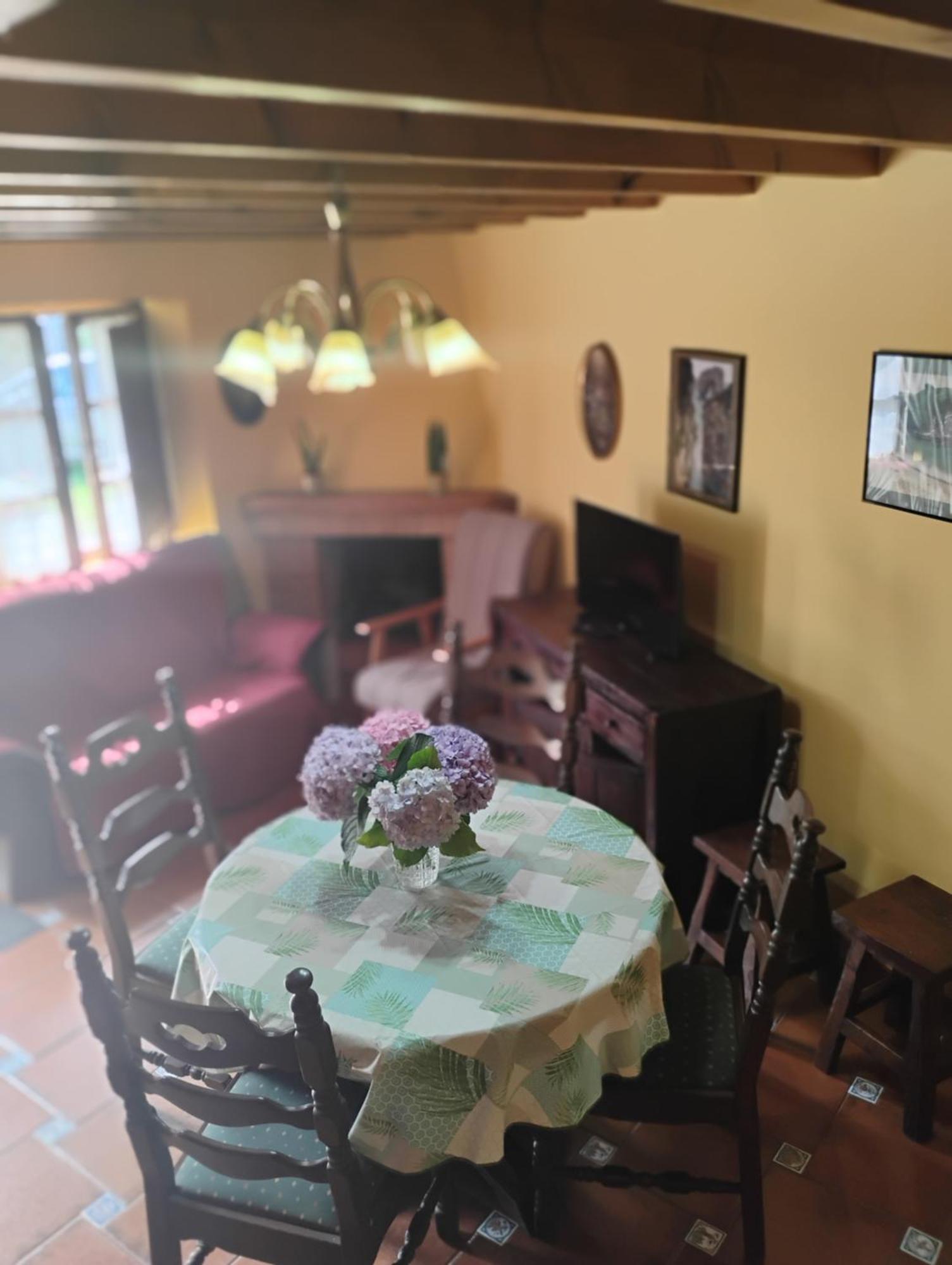 Casa Rural Casa Azul Villahormes Экстерьер фото